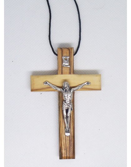 Crucifix pendant